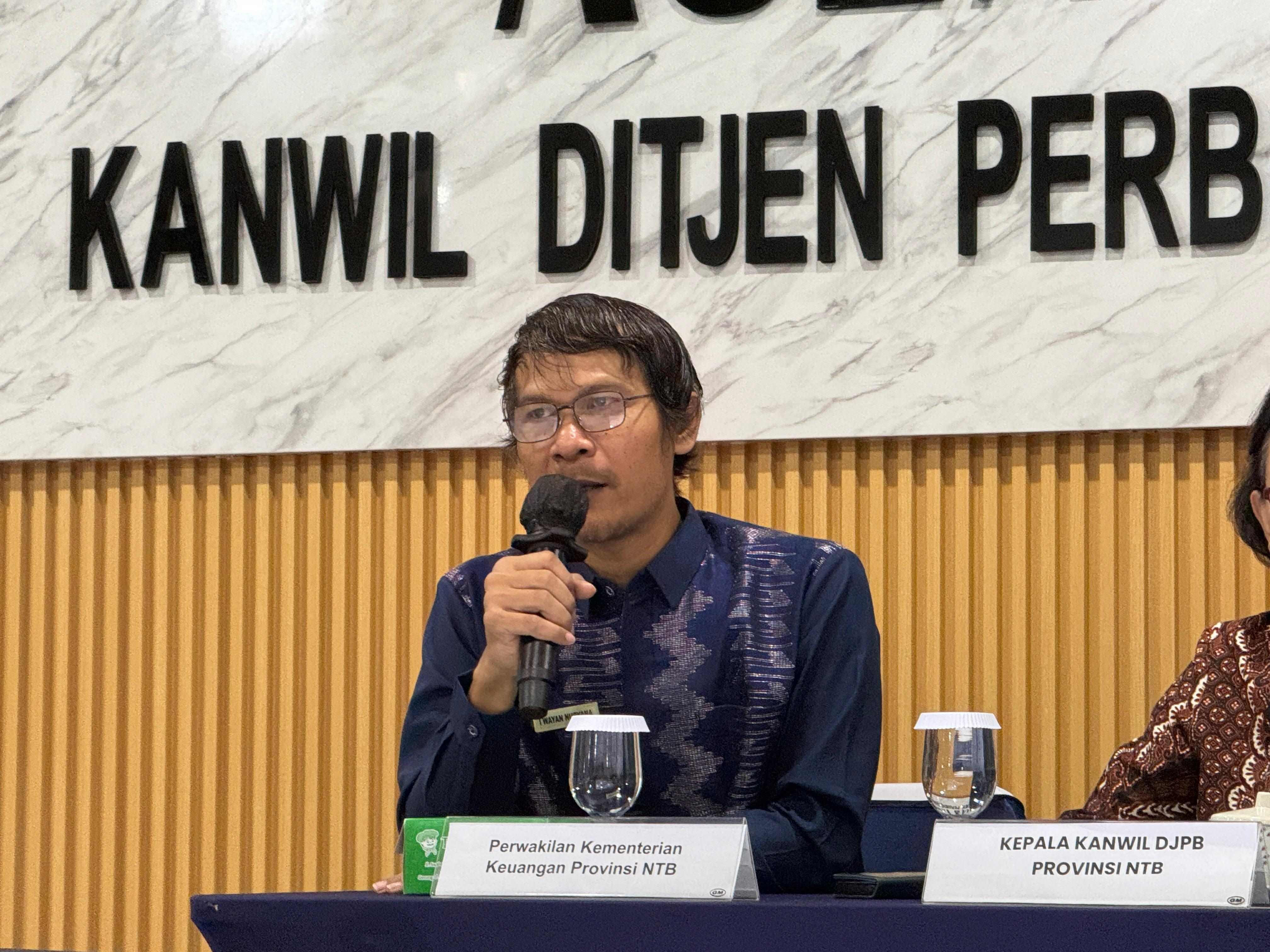 Kepala Bidang P2KP Kehumasan Kanwil Ditjen Pajak (DJP) Nusa Tenggara I Wayan Nuryana.