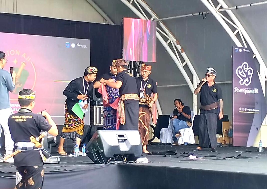 Festival &ldquo;Sunrise to Sunset&rdquo; menjadi bagian dari upaya promosi pariwisata Kota Mataram menjelang akhir tahun sekaligus mendorong pertumbuhan ekonomi kreatif daerah.