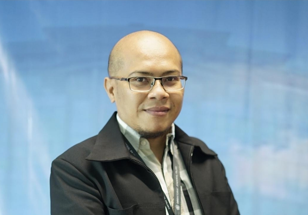 (Erya Tri Satmoko, S.Ak), pegawai Direktorat Jenderal Pajak (Penyuluh Pajak Kanwil DJP Nusa Tenggara)