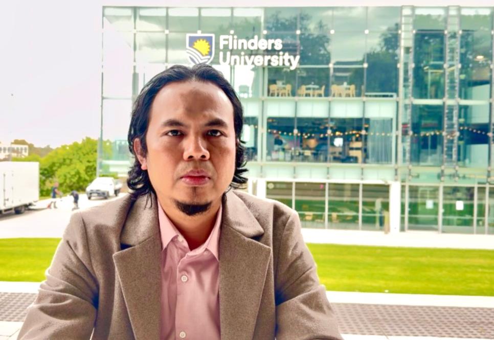 Penulis: Hamzani Wathoni