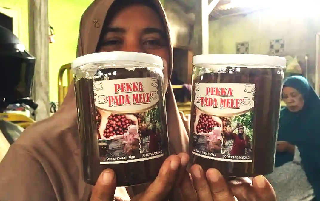 KOPI RUMAHAN: Produk kopi rumahan, kopi Pade Mee PEKKA yang beromzet jutaan rupiah.