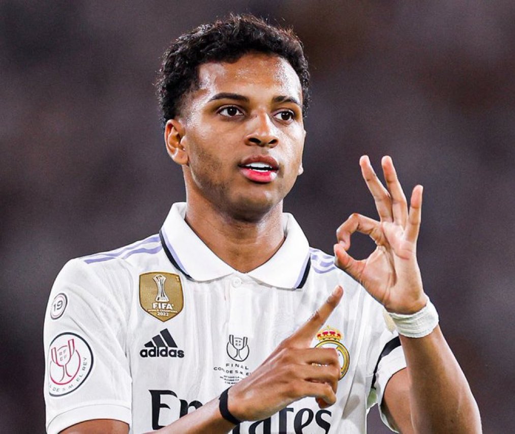Rodrygo alami 30 laga tanpa gol, rekor terburuk penyerang Real Madrid. Periode kering ini jadi sorotan besar di Santiago Bernab&eacute;u.