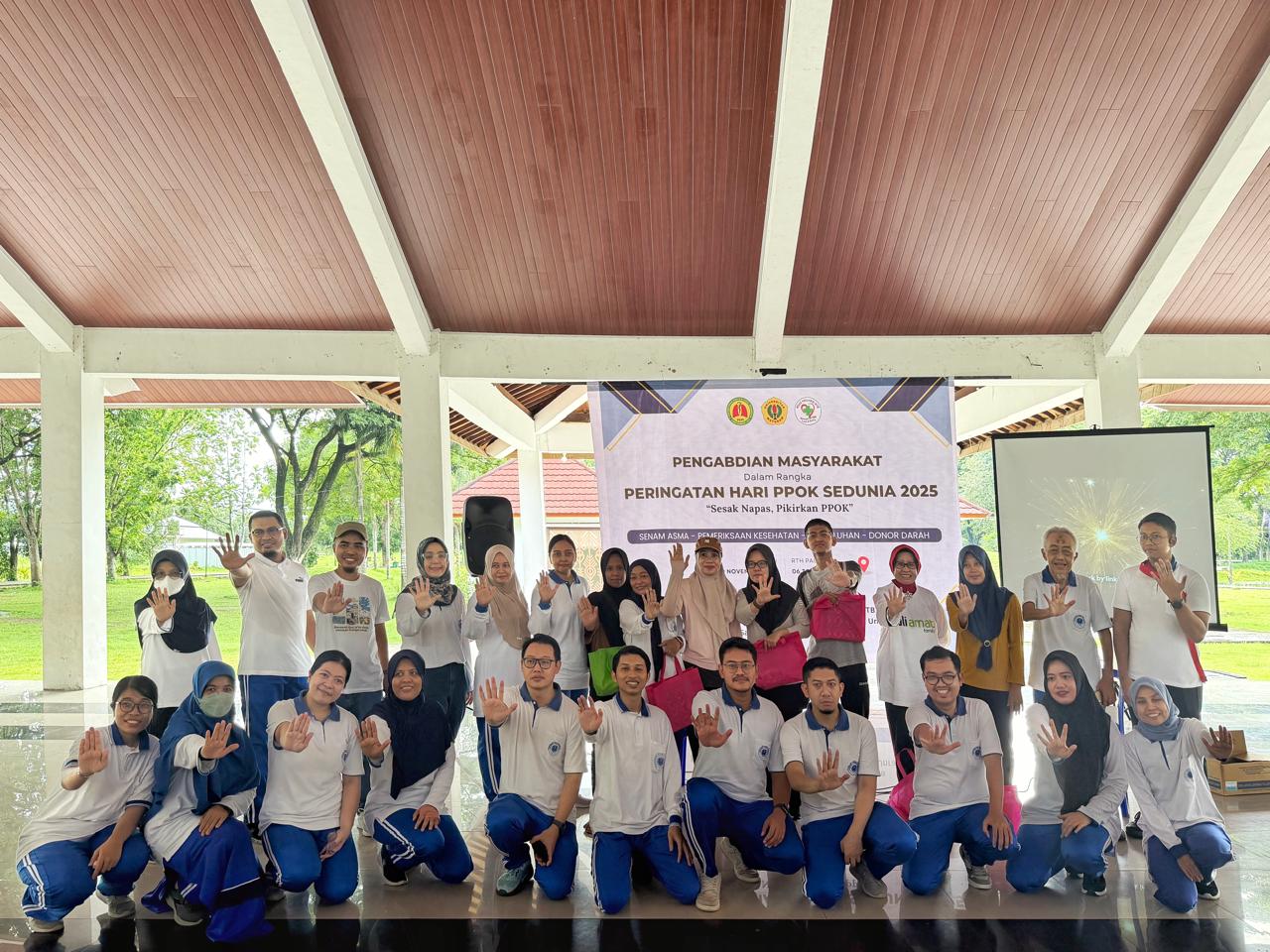 WASPADA SAKIT PARU SEJAK DINI: Perhimpunan Dokter Paru Indonesia (PDPI) Cabang NTB bersama Fakultas Kedokteran dan Ilmu Kesehatan Universitas Mataram serta RSUD Provinsi NTB gelar peringatan PPOK.