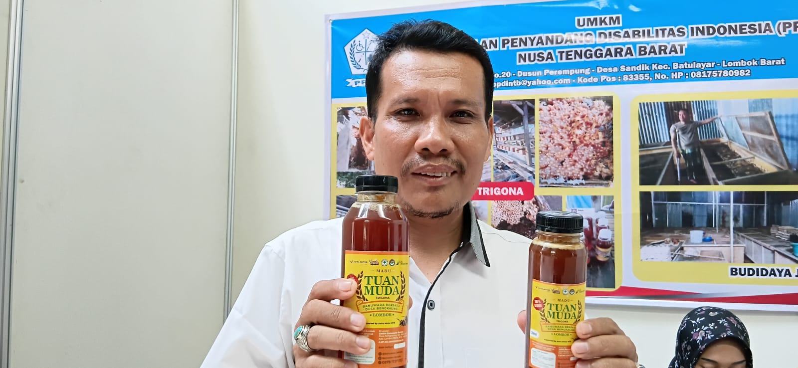 Sukses Madu Tuan Muda: Berkat Pendampingan Konsisten Jangka Panjang Astra, UMKM Bengkaung Tumbuh Pesat dan Merangkul Mitra Lokal! (NURUL/LOMBOK POST)
