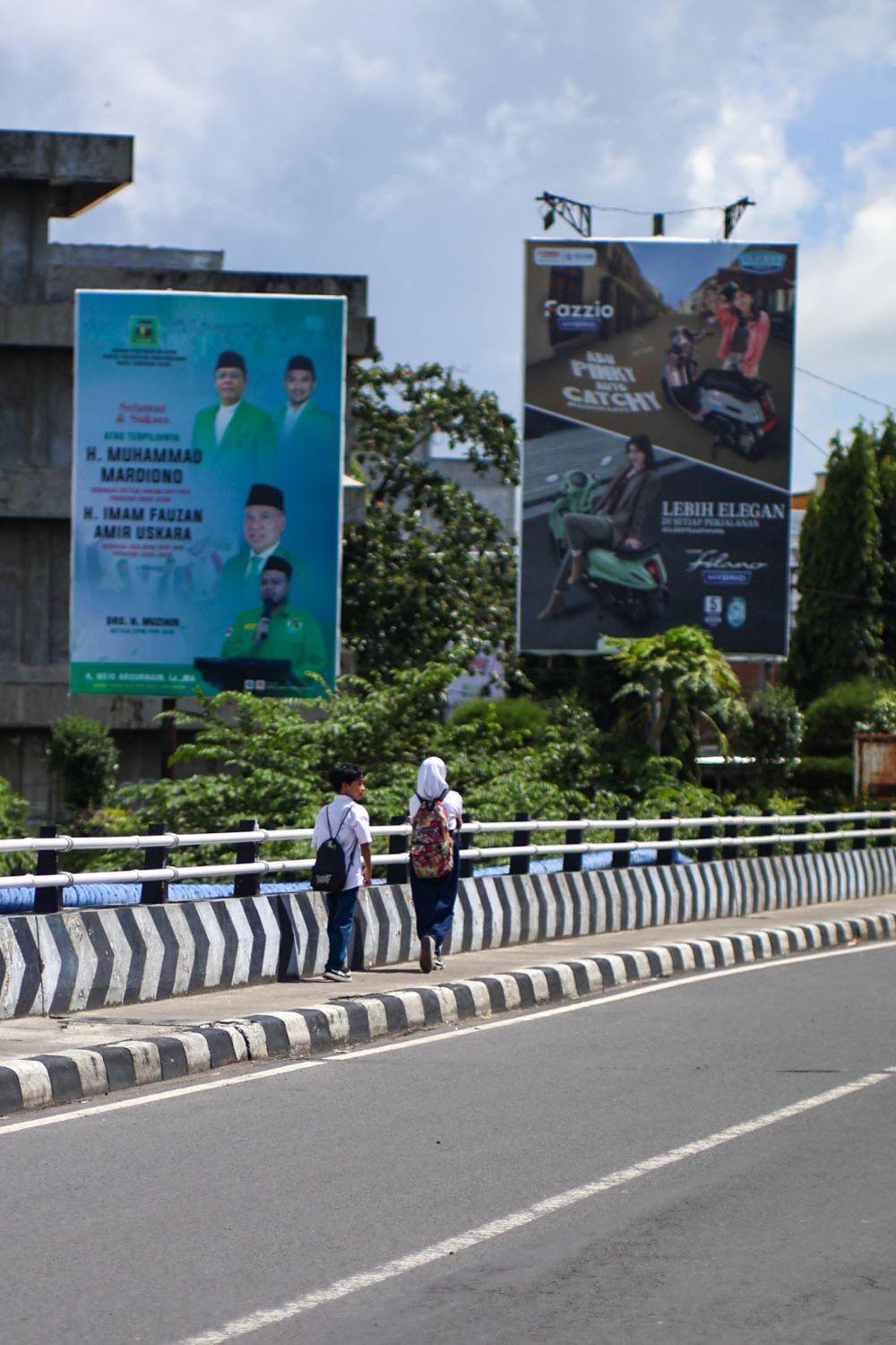 reklame di kota mataram