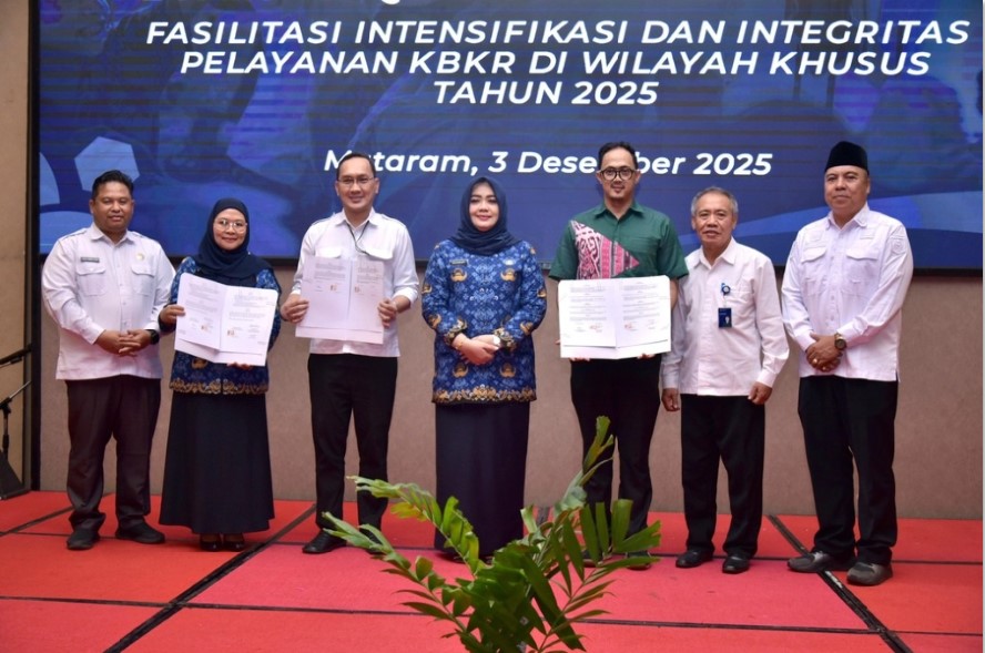STUNTING: Wagub NTB Indah Dhamayanti Putri (tengah) saat kegiatan evaluasi quick win Provinsi NTB di Mataram, Rabu (3/12).