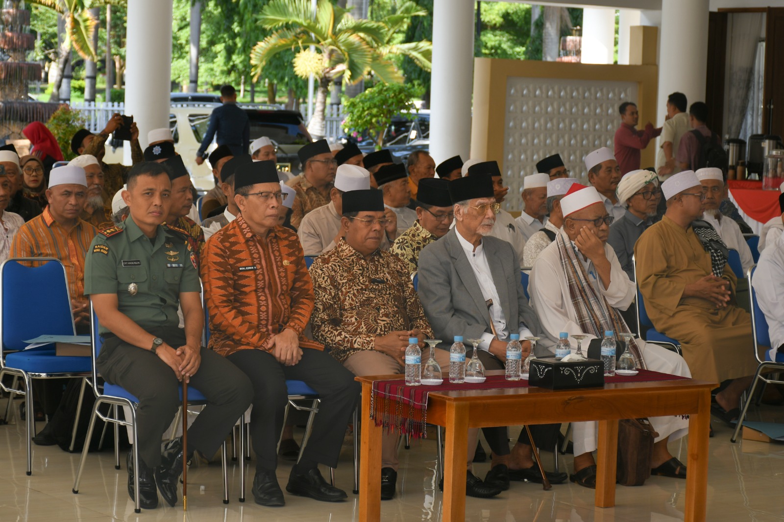 Bupati dan wakil bupati Lotim saat menghadiri Musda ke-7 MUI Lotim