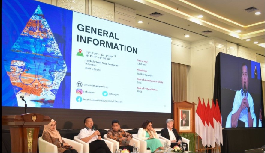 GEOPARK: Gubernur NTB Lalu Muhamad Iqbal saat berbicara di forum Indonesia&rsquo;s Geopark Leader Forum yang diselenggarakan Bappenas di Jakarta.