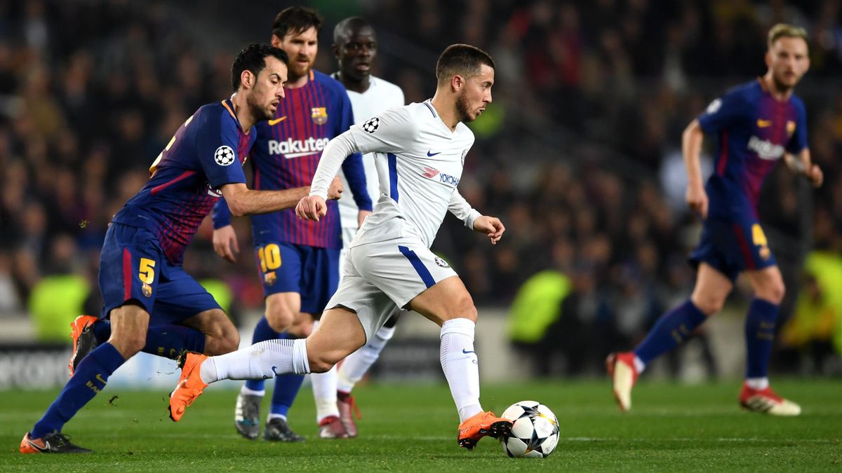 Ronaldinho memuji Eden Hazard sebagai penggiring bola terbaik setelah Messi dan Neymar, menyebut keajaiban Hazard datang secara alami dan penuh kecemerlangan.