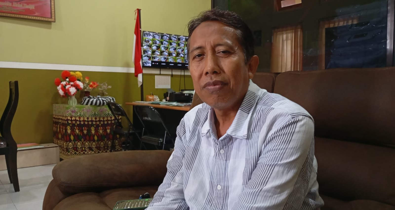 Kepala SMAN 1 Gerung M Ridwan Helmy