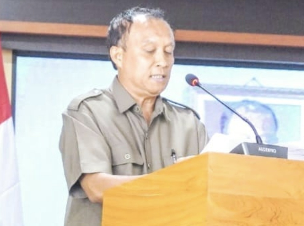 Ketua Fraksi PPR DPRD NTB Made Slamet mengatakan pemprov sudah membuat kebijakan zalim dan kontroversial atas rencana PHK 518 tenaga honorer.