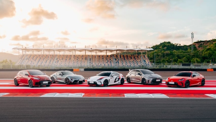 Mobil-mobil tercepat keluaran Toyota yang digeber di Sirkuit Mandalika, awal pekan  ini.