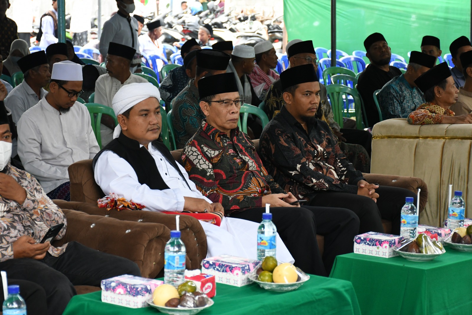 Wakil Bupati Lotim Wabup Lotim Moh. Edwin Hadiwijaya, saat menghadiri Adz-Zikrol Hauliyah XI Ribath Imam Al-Ghazali NWDI, Minggu (7/12).