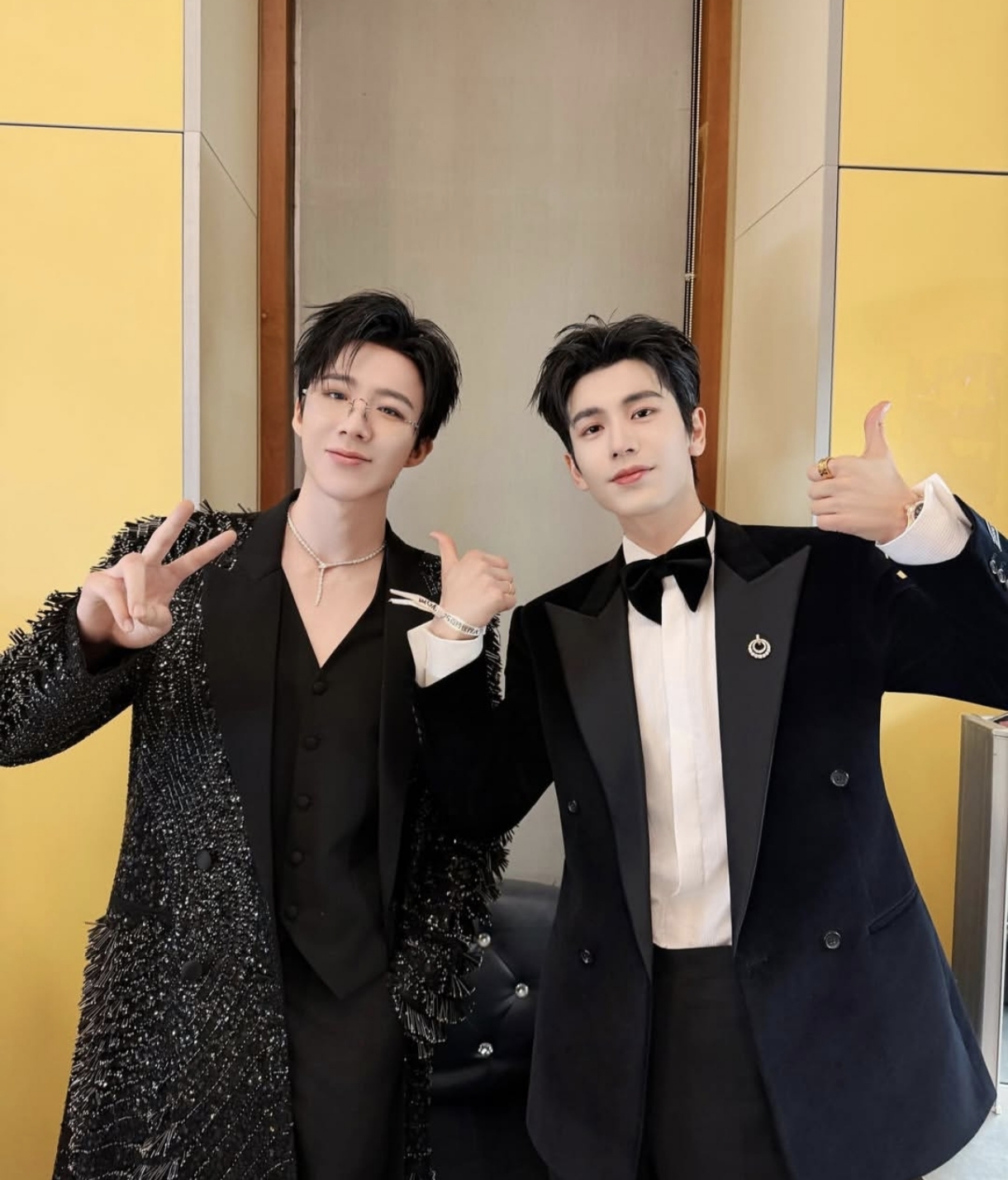 Tangkapan layar instagram Zhang Ling He bersama Liu Yuning