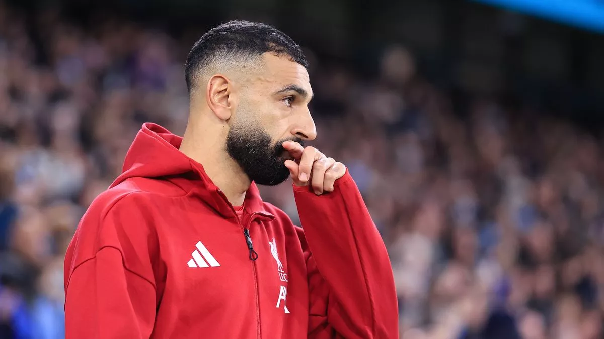 Mohamed Salah ledakkan kenyataan: merasa &ldquo;dilempar ke kolong bus&rdquo;, hubungan retak dengan pelatih, dan sinyal laga perpisahan di Anfield.