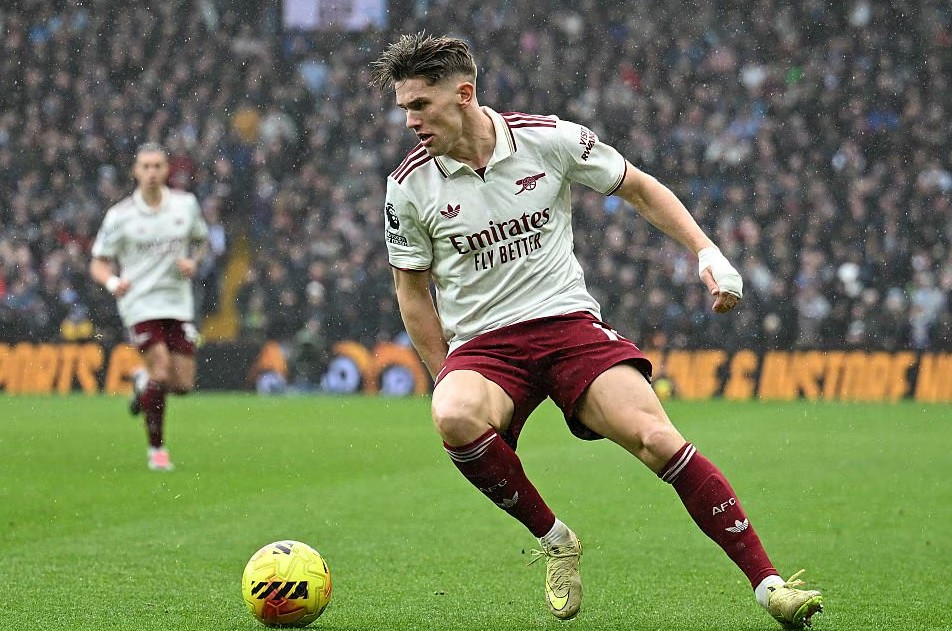 Viktor Gyokeres kecewa rekor tak terkalahkan Arsenal kandas di tangan Aston Villa.