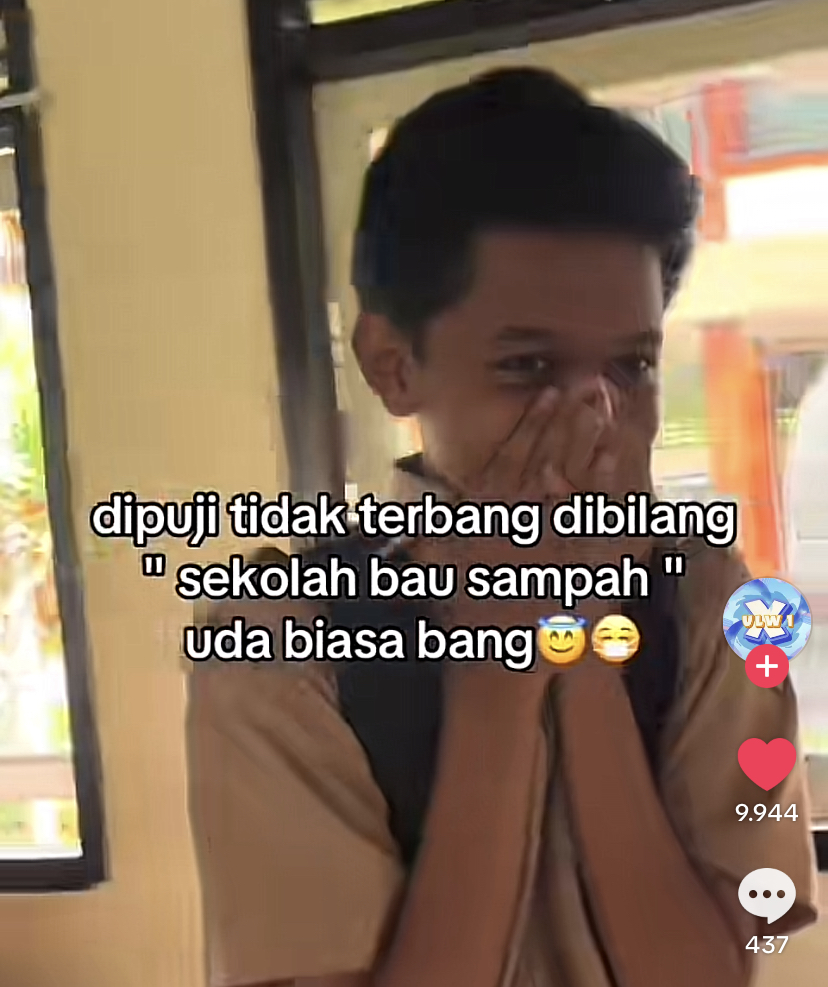 Postingan yang viral di Tiktok memperlihatkan keluhan siswa SMKN 2 Mataram yang terganggu akibat aroma busuk dari TPS Lawata.