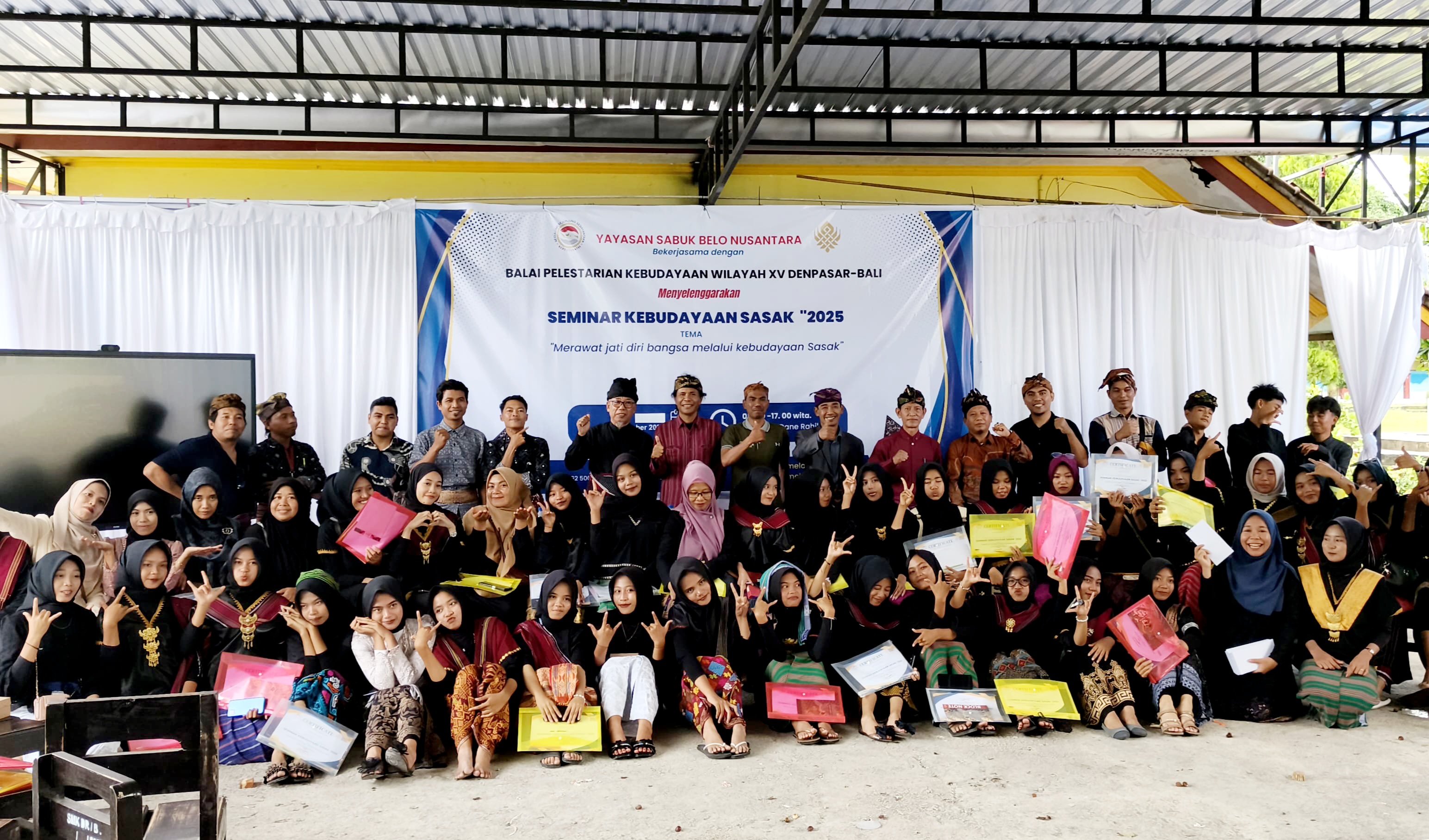 ANTUSIAS: Seminar Kebudayaan digelar Yayasan Sabuk Belo Nusantara mengandeng Balai Kebudayaan Denpasar-Bali.