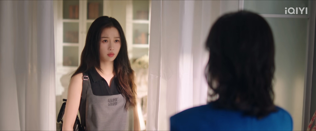 Tangkapan layar Esther Yu dalam drama terbarunya Speed and Love