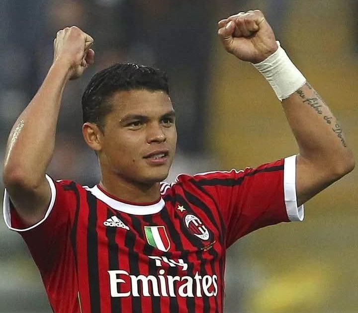Thiago Silva, bek veteran yang membuka diri untuk bergabung dengan AC Milan.