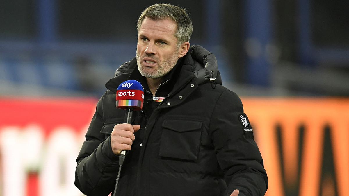 Jamie Carragher dikabarkan dilarang masuk Anfield setelah kritik pedas terhadap Mohamed Salah memicu kontroversi besar di Liverpool.
