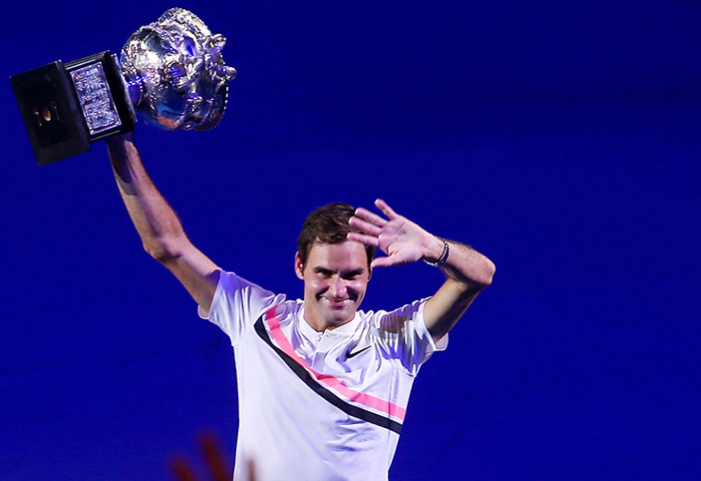 Australian Open gelar Upacara Pembukaan perdana. Roger Federer kembali ke Rod Laver Arena bersama Agassi, Rafter, dan Hewitt.