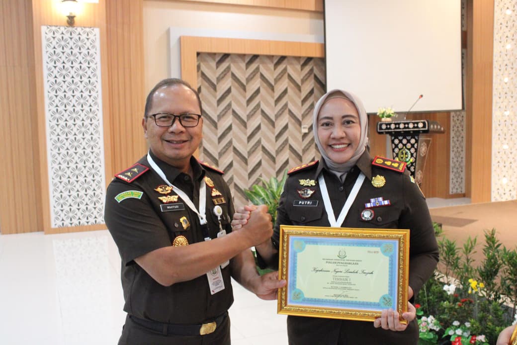 Kejari Lombok Tengah raih sembilan penghargaan, salah satunya Terbaik I Kinerja Kejaksaan Negeri se-NTB Tahun 2025