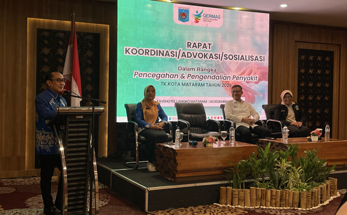 Kepala Dinas Kesehatan Kota Mataram dr Emirald Isfihan menyampaikan arahan pada Rapat Koordinasi, Advokasi, dan Sosialisasi Pencegahan dan Pengendalian Penyakit.