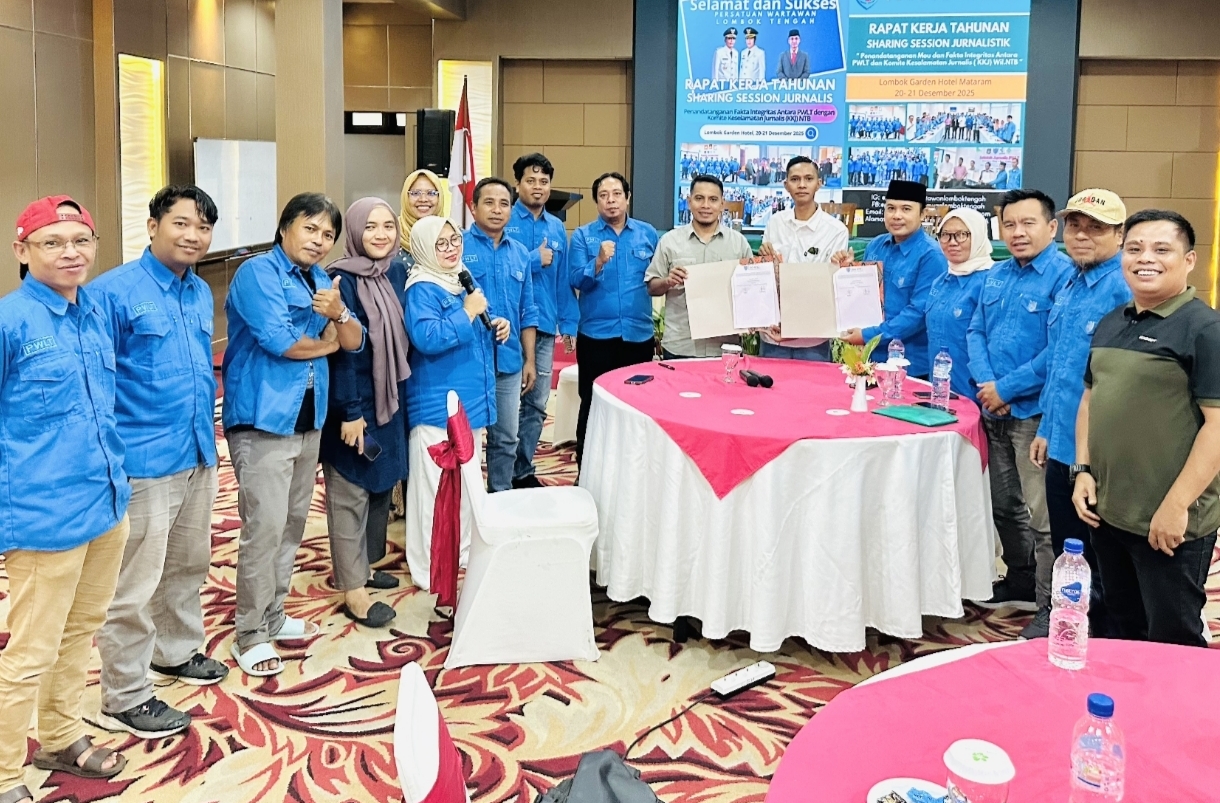 KKJ dan PWLT teken fakta integritas perlindungan pers di Lombok Garden Hotel, Mataram, Sabtu (20/12).