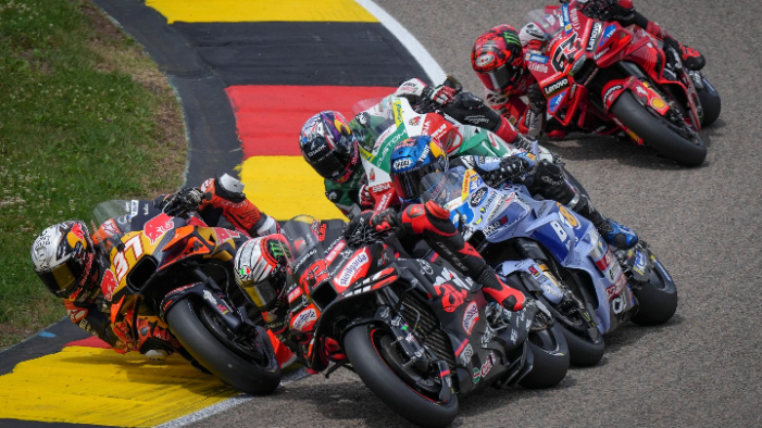 MotoGP 2025 ditutup dengan rekor pertumbuhan, penonton dan penggemar melonjak. Le Mans pecah rekor, Marc Marquez juara dunia.