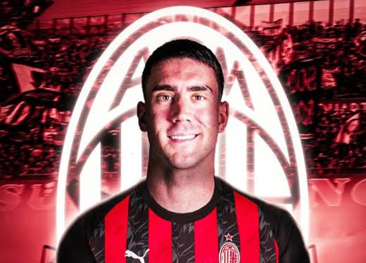 Dusan Vlahovic, pemain Juventus yang segera habis kontrak dan dikabarkan akan pindah ke AC Milan. 