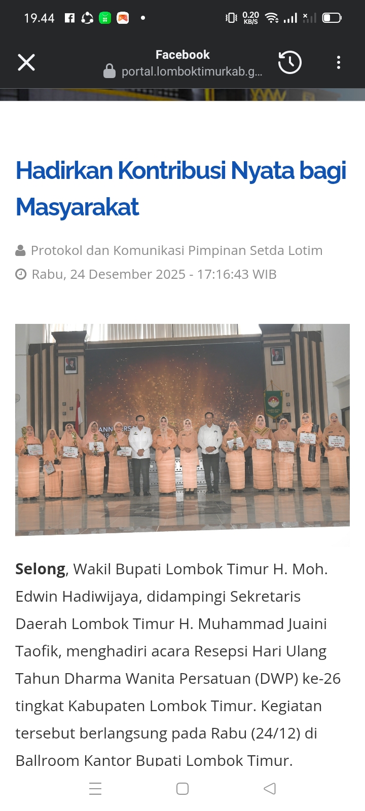 Wakil Bupati Lotim bersama Sekda Lotim saat menghadiri HUT DWP Lotim