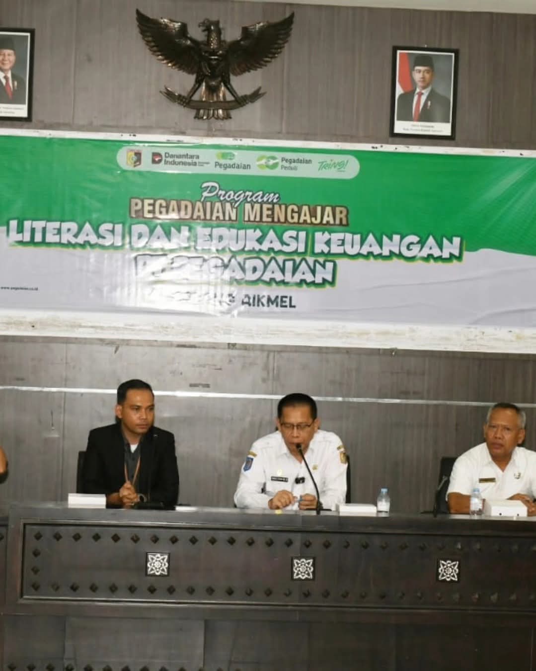 Wakil Bupati Lotim Moh Edwin Hadiwijaya saat membuka kegiatan Literasi dan edukasi keuangan