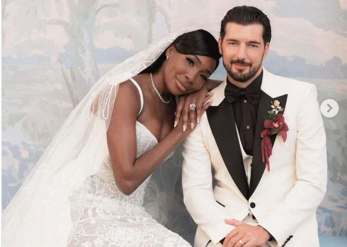 Venus Williams resmi menikah dengan Andrea Preti di Palm Beach. Legenda tenis dunia itu membuka babak baru di usia 45 tahun.