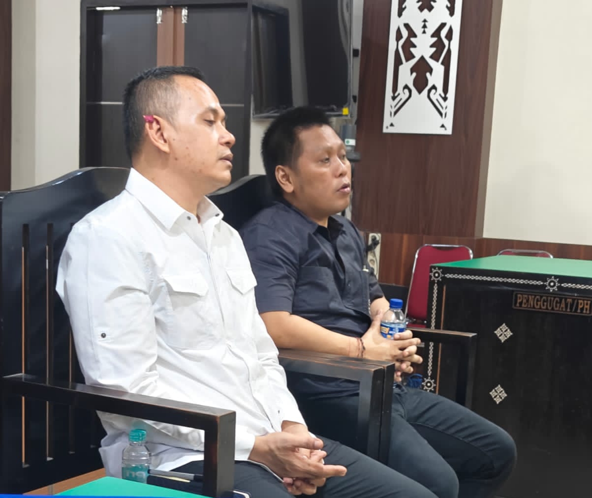 Terdakwa Kompol I Made Yogi Purusa dan Ipda Aris Chandra menjalani sidang kasus kematian Brigadir Nurhadi, Senin (29/12).