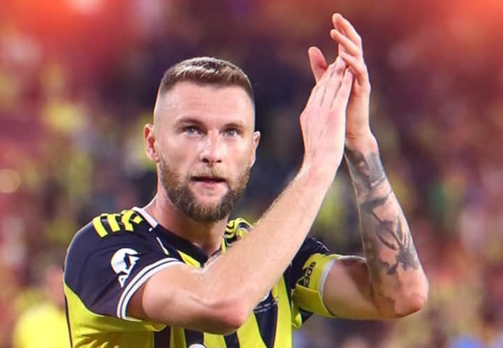 Milan Skriniar, bek Fenerbahce yang diminati AC Milan.