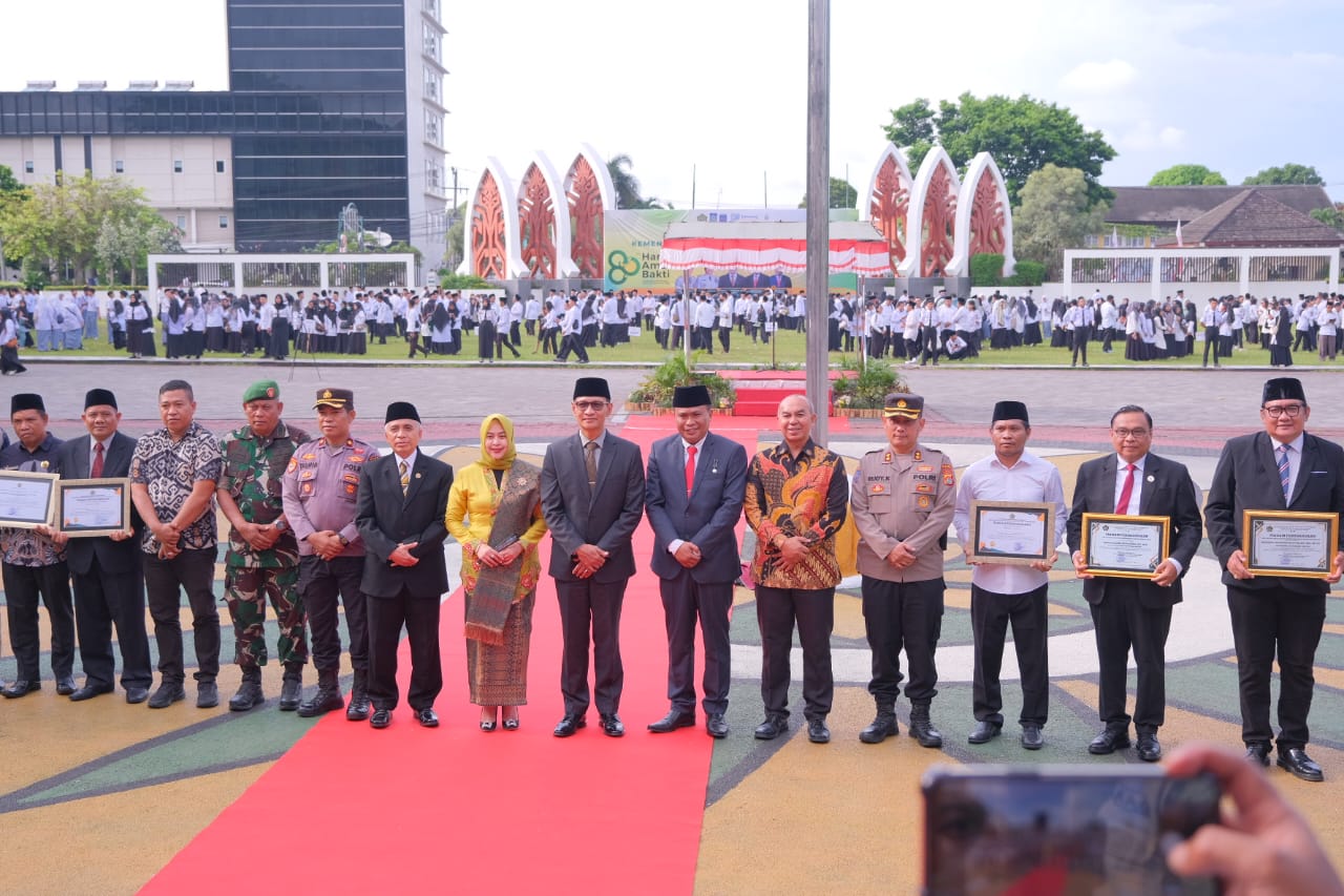 Kanwil Kemenkum NTB menghadiri HAB ke-80 Kemenag dalam rangkat perkuat sinergi dan kerukunan lintas instansi di Mataram.