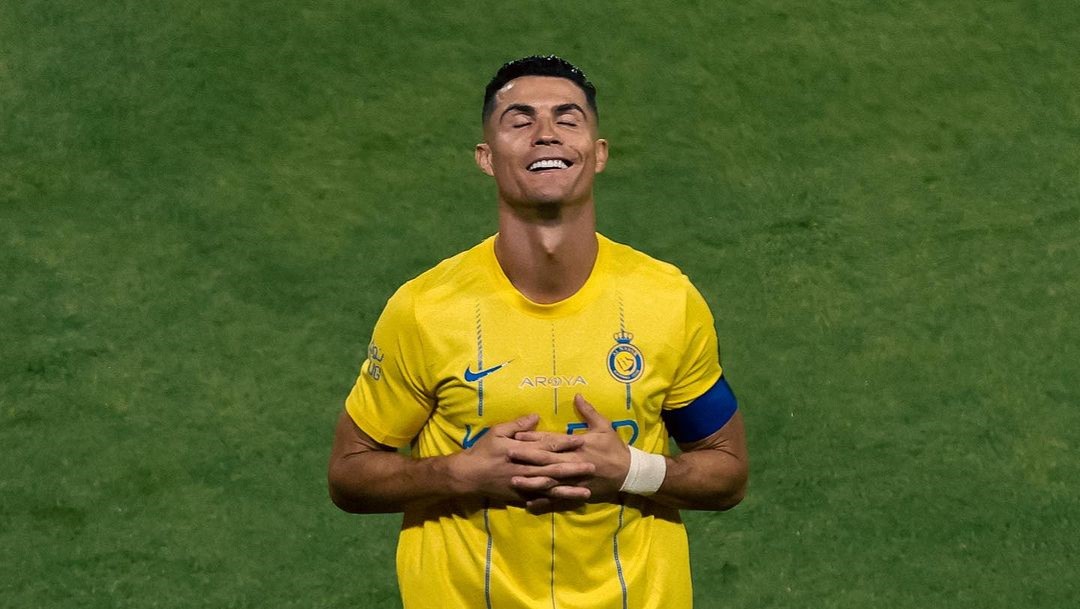 Bocoran gaji Cristiano Ronaldo di Arab Saudi bikin geleng kepala. Dari ratusan juta dolar hingga fasilitas super mewah Al-Nassr.
