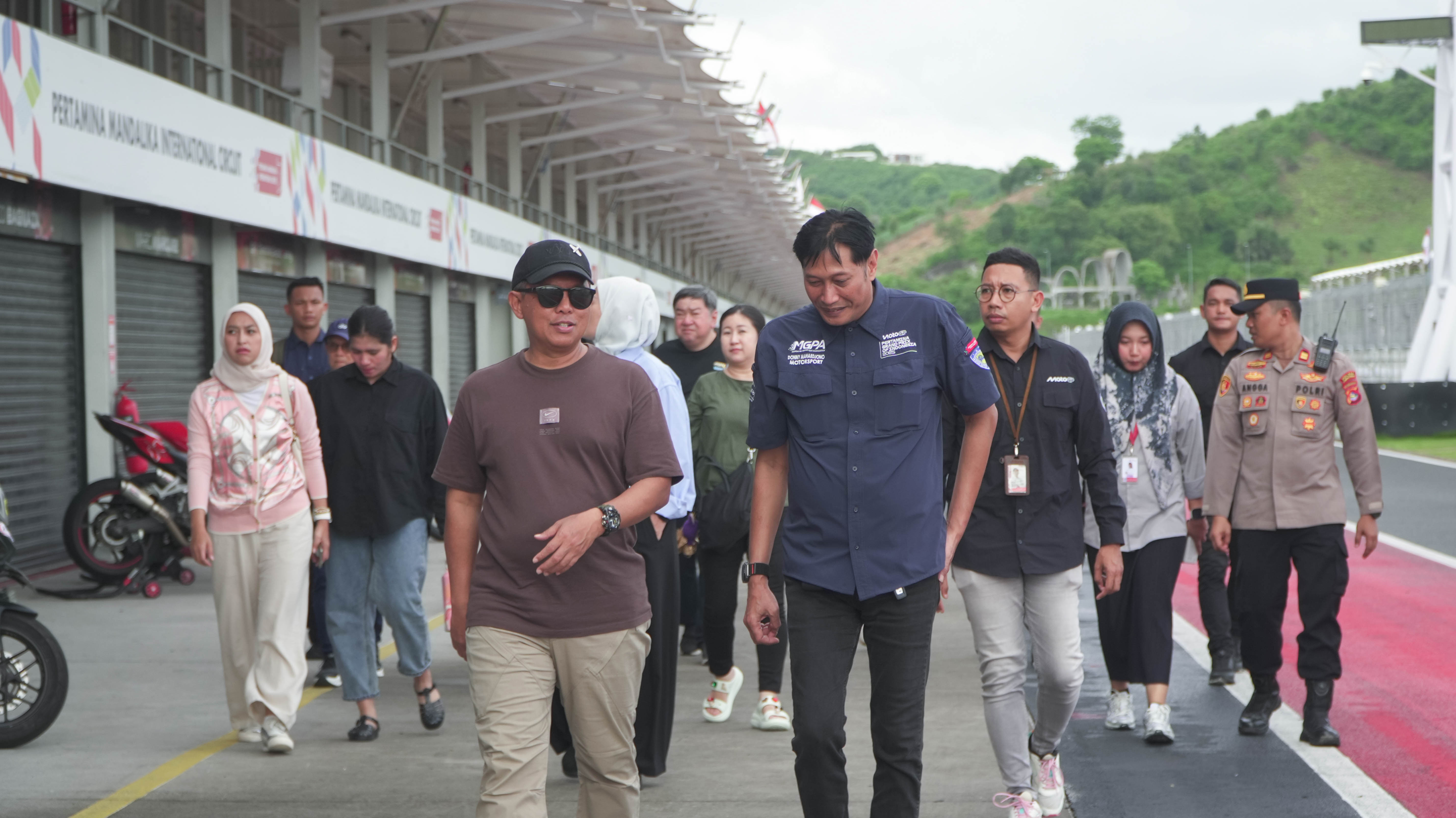Kapolda NTB Irjen Pol Edy Murbowo dan Wakapolda NTB Brigjen Pol Hari Nugroho hadir untuk meninjau Pertamina Mandalika International Circuit (4/1/2026).