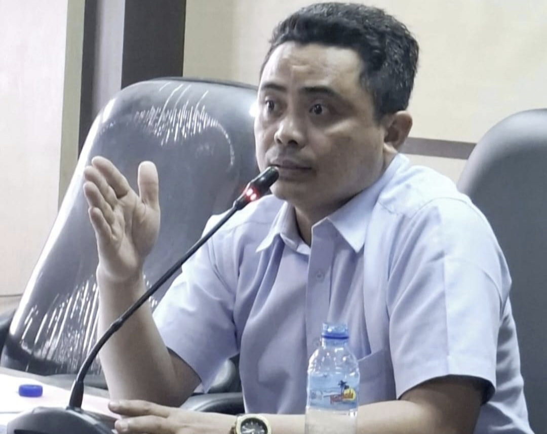 Ketua Komisi I DPRD NTB Mohammad Akri meminta pemprov untuk mempercepat pengisian jabatan kepala OPD definitif dalam struktur SOTK yang baru.