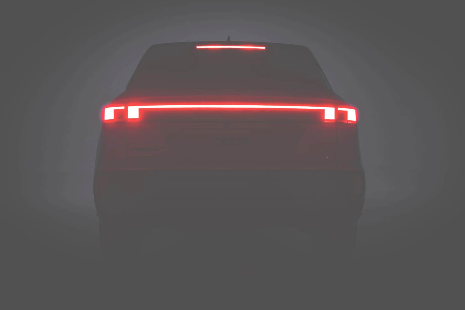 PT Hyundai Motors Indonesia (HMID) siap menggebrak pasar dengan kehadiran CRETA edisi terbaru. Langkah ini diambil menyusul performa gemilang CRETA yang sukses menduduki peringkat kedua di kelas SUV-B
