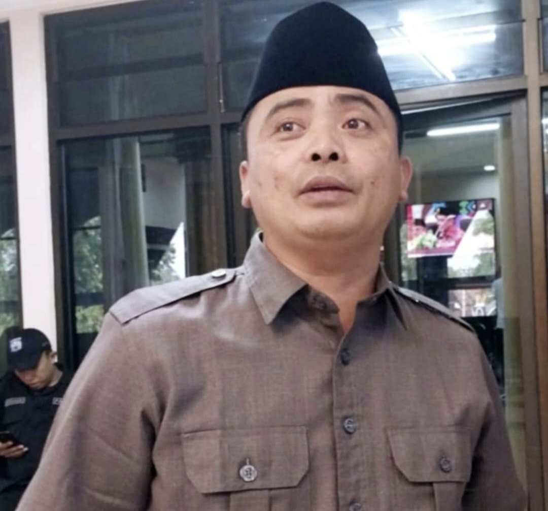 Ketua Komisi I DPRD NTB Mohammad Akri meminta percepatan penetapan kepala OPD definitif agar SOTK baru bisa berjalan efektif.