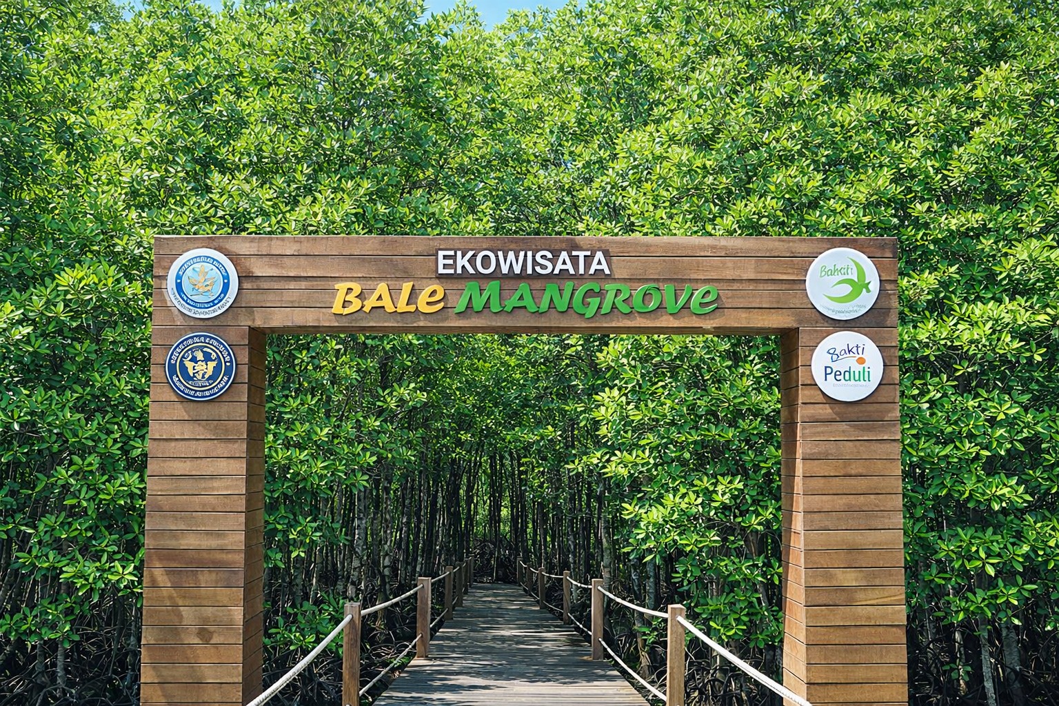 Ekowisata kerap dipersepsikan sebagai ruang aman yang penuh harmoni antara alam, masyarakat, dan ekonomi.