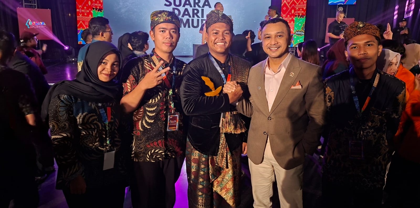 Tim Unram berhasil meraih Juara Bersama kategori Inovasi Digital Budaya dalam ajang kompetisi inovasi digital &ldquo;Budaya Go!&rdquo; yang diadakan Kementerian Kebudayaan.
