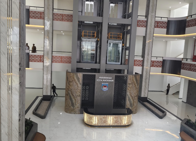Lobby kantor wali kota mataram