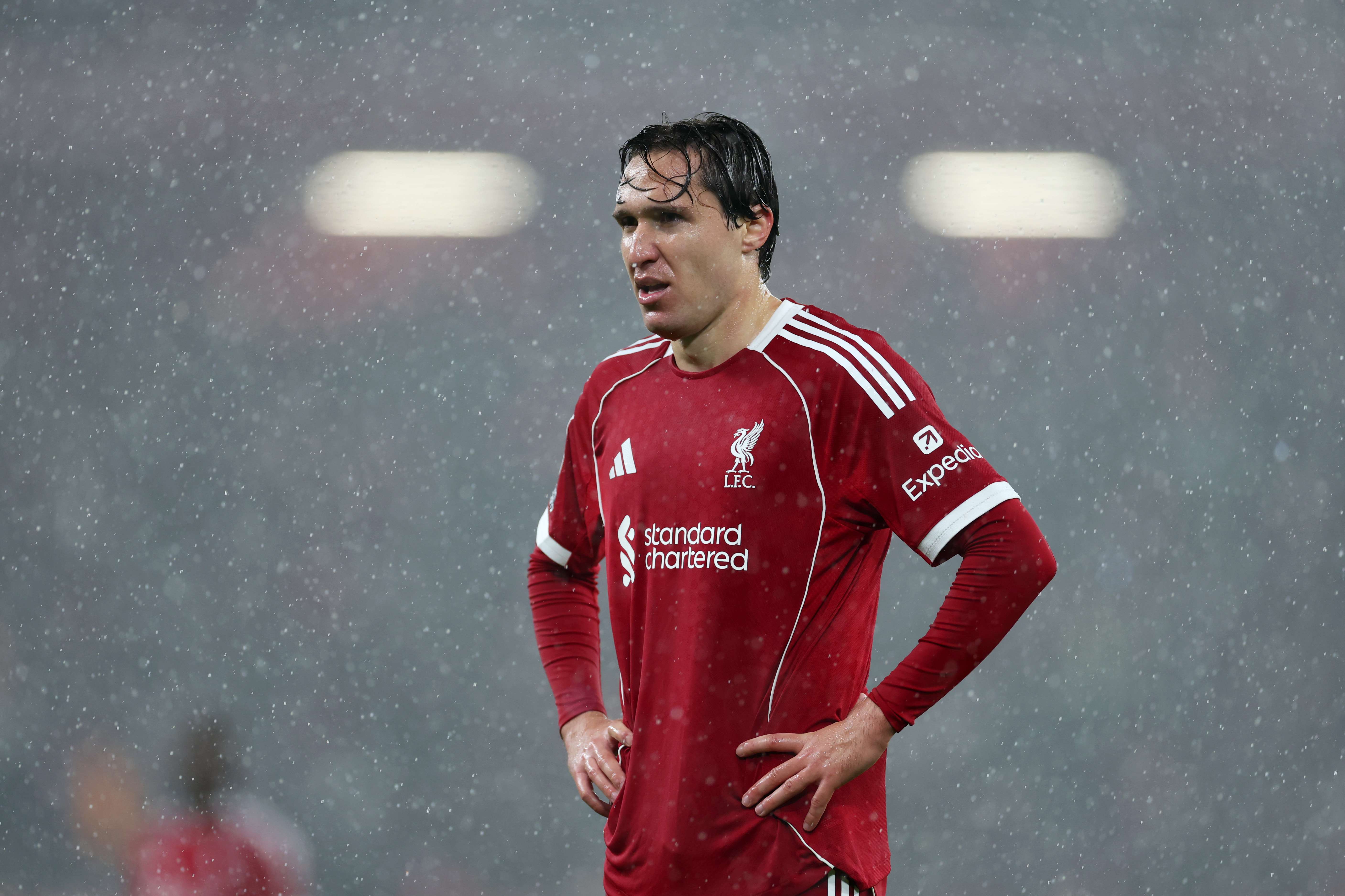 Liverpool mematok harga &euro;12 juta untuk Federico Chiesa, namun Juventus lebih memilih skema pinjaman di bursa transfer Januari.