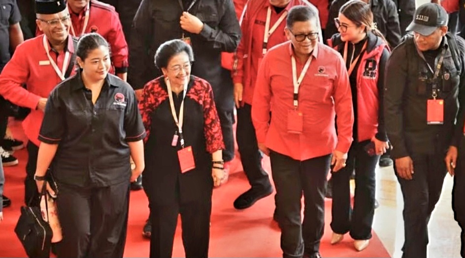 Ketua Umum PDIP Megawati Soekarnoputri menghadiri puncak Rakernas PDIP di Beach City International Stadium (BCIS), Ancol, Jakarta Utara, Senin (12/1).