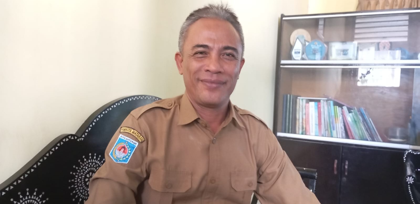 Kepala SMPN 3 Mataram Suherman