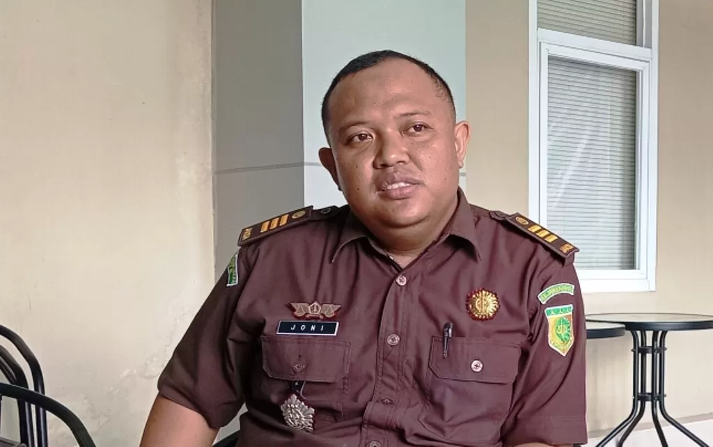 Kasi Intelijen Kejari Dompu Joni Eko Waluyo.