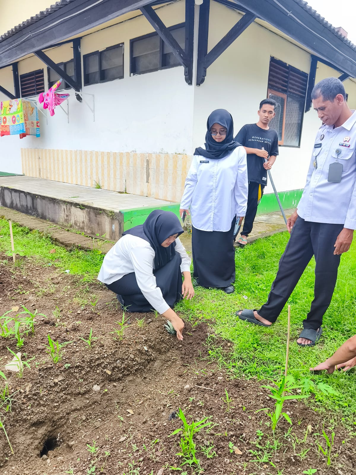 Lembaga Pembinaan Khusus Anak (LPKA) Kelas II Lombok Tengah terus memperkuat program pembinaan kemandirian bagi warga binaannya.